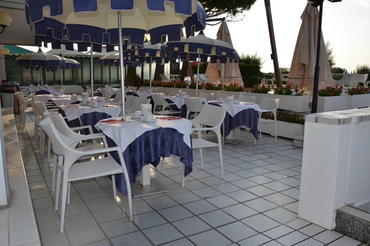 Hotel Florida Lido di Jesolo Exteriör bild