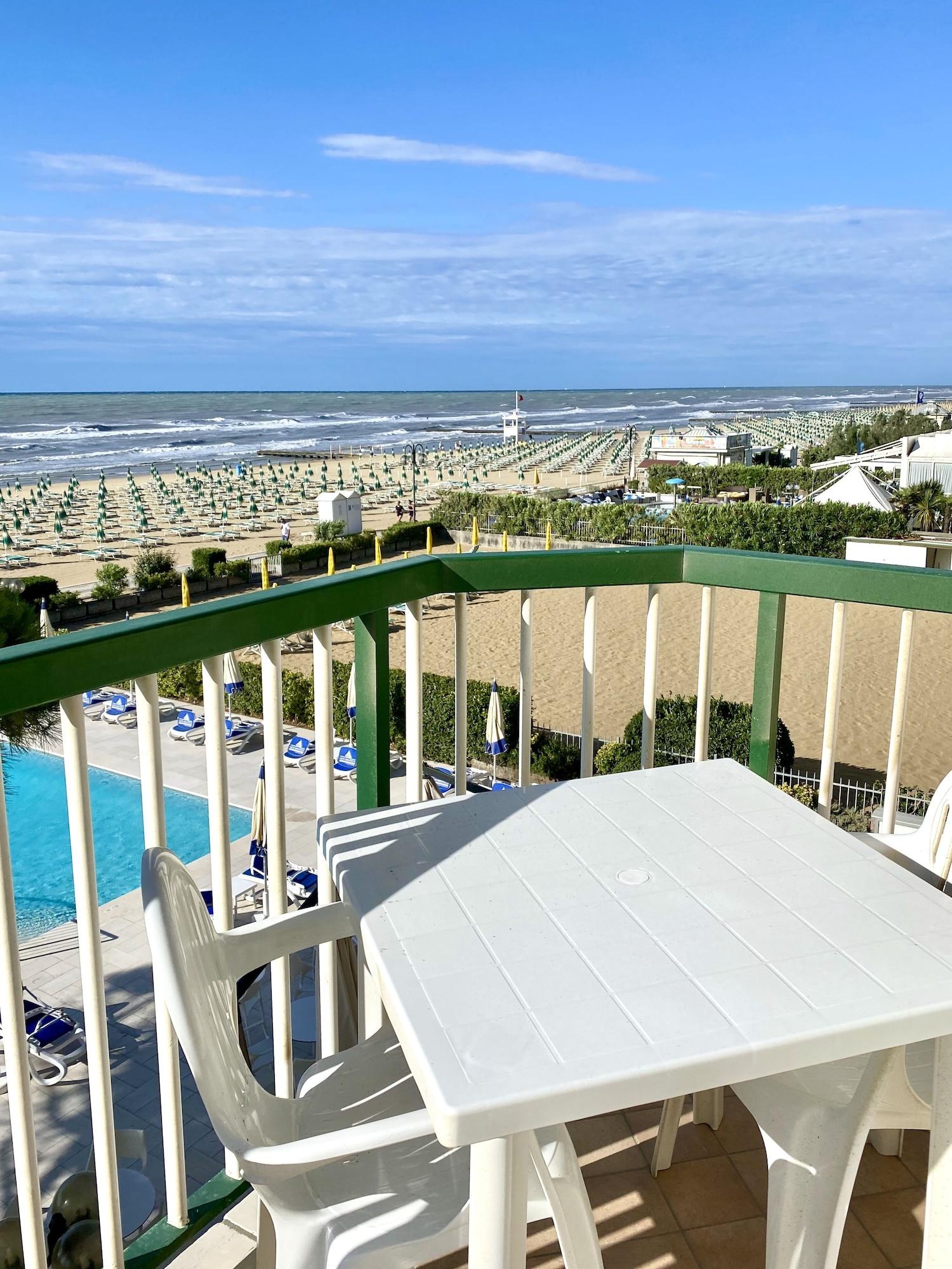 Hotel Florida Lido di Jesolo Exteriör bild